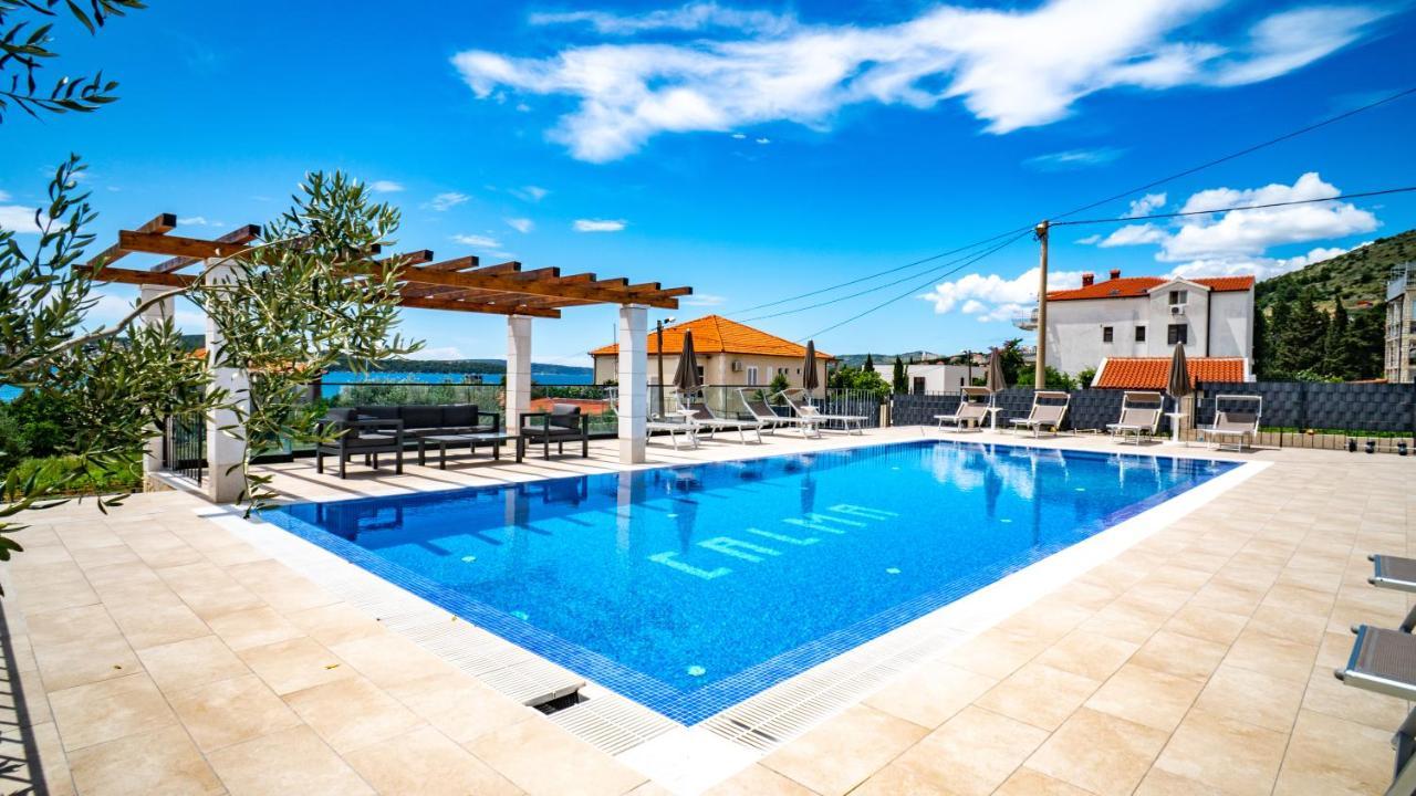 Calma Apartments Trogir Ngoại thất bức ảnh