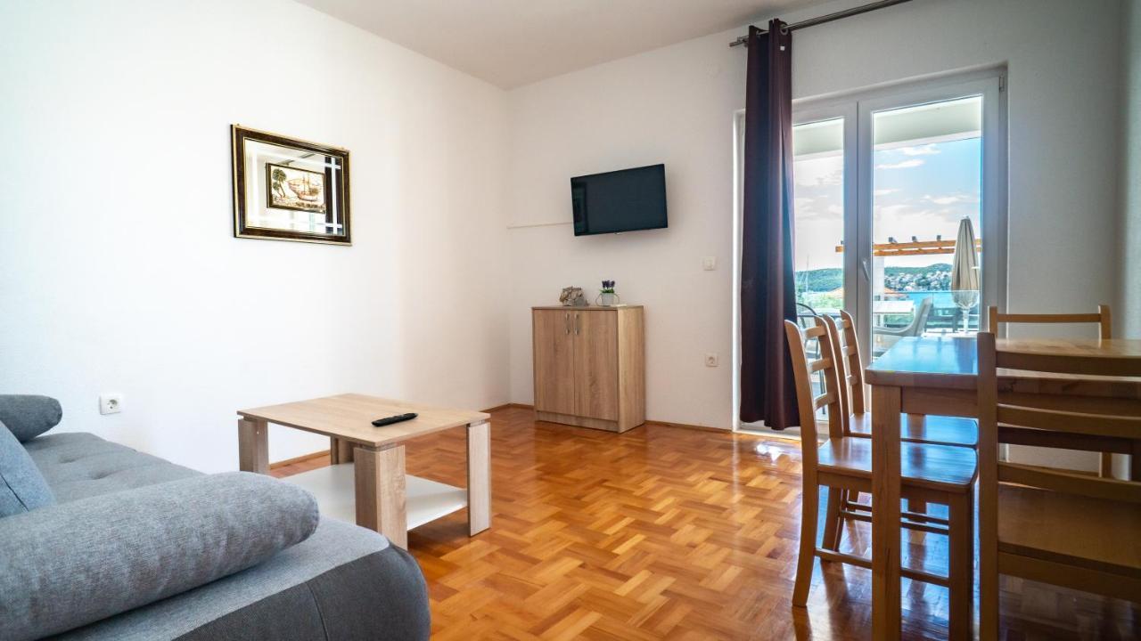 Calma Apartments Trogir Ngoại thất bức ảnh