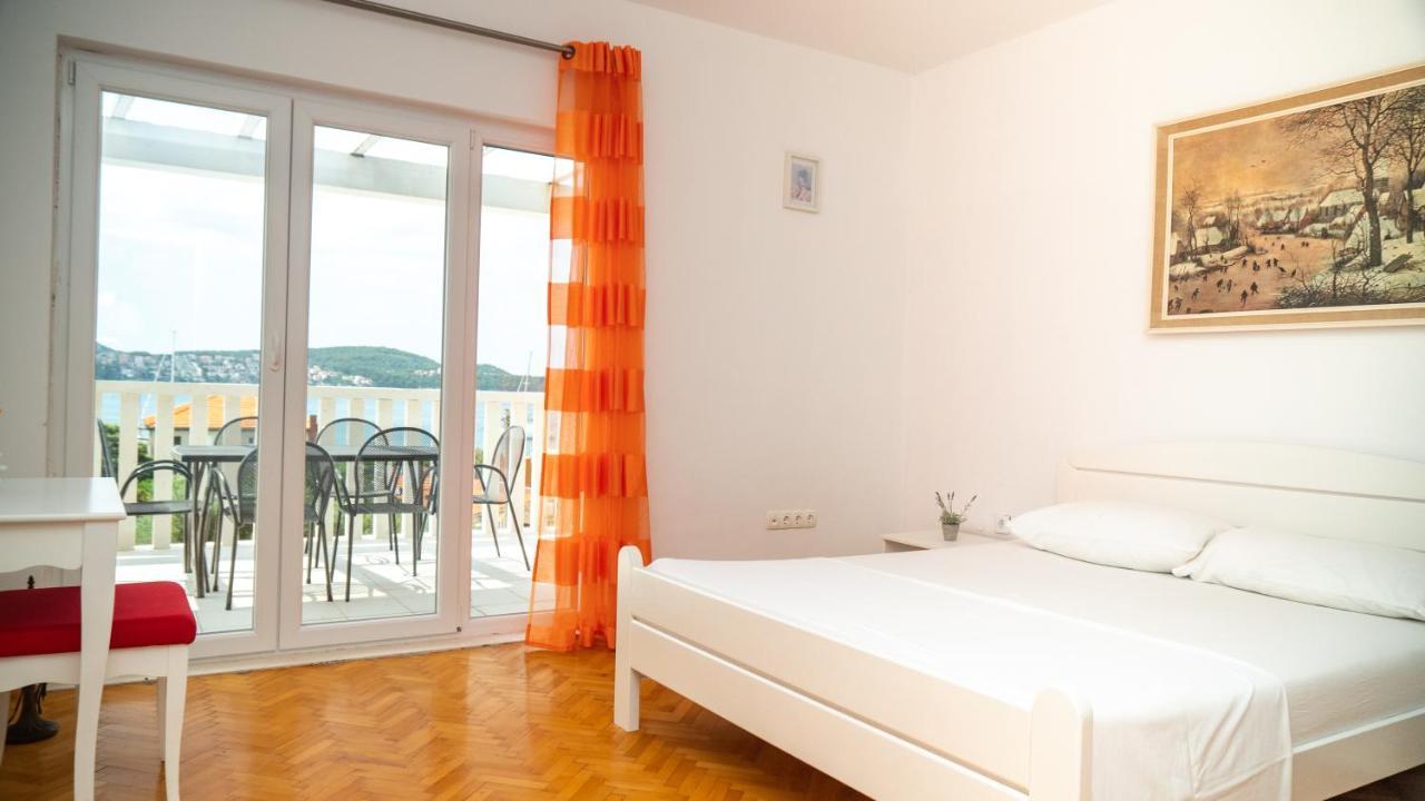 Calma Apartments Trogir Ngoại thất bức ảnh